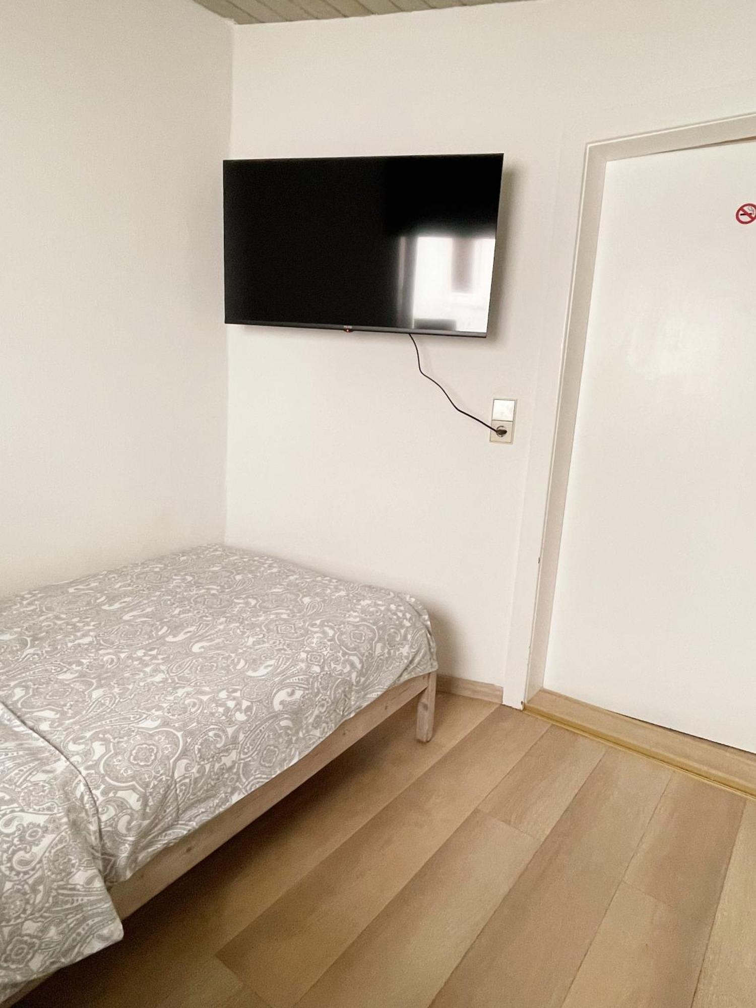 Haus Leipheim酒店 外观 照片